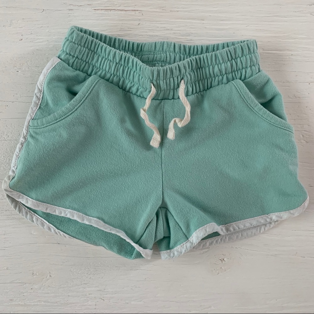Gap girls dolphin shorts size XS or 4/5 mint green